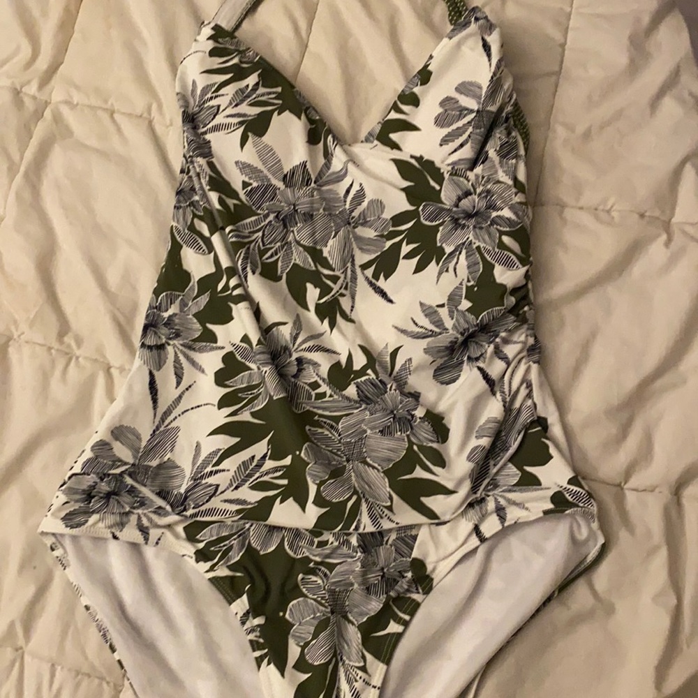 Liz Claiborne bathing suit
